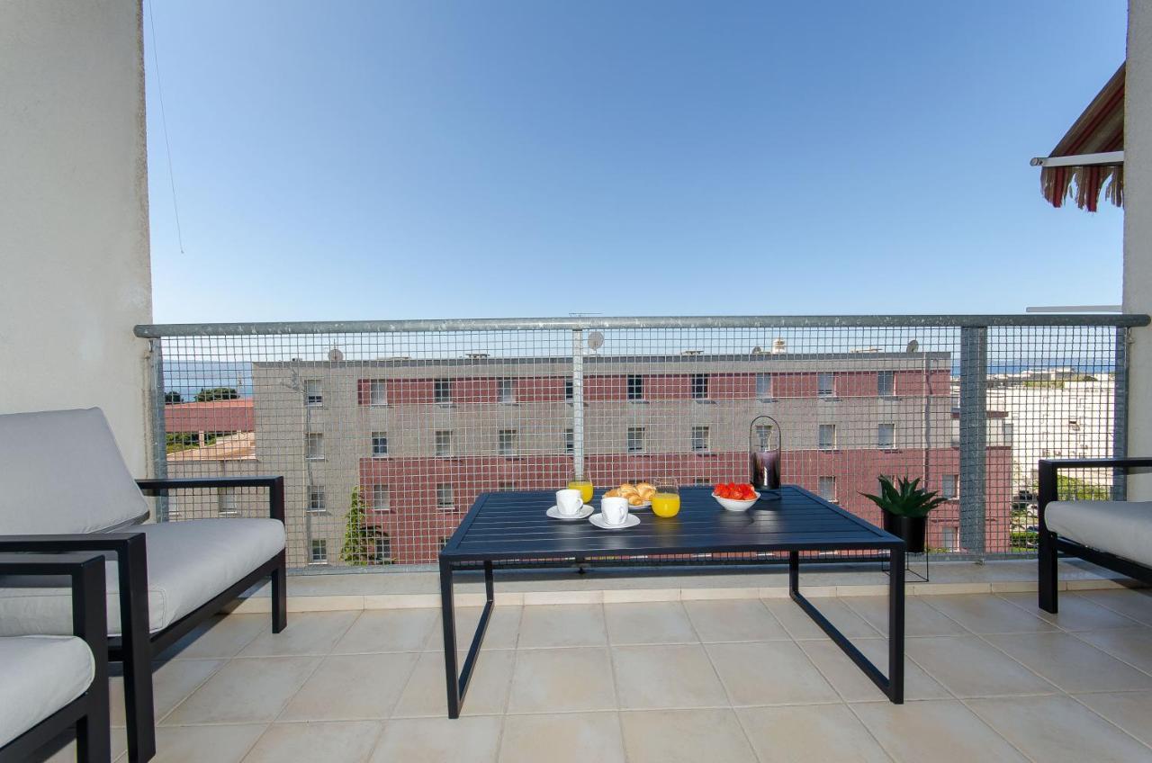 Spacious Apartment Smile With Terrace And Secure Garage Split Exterior photo