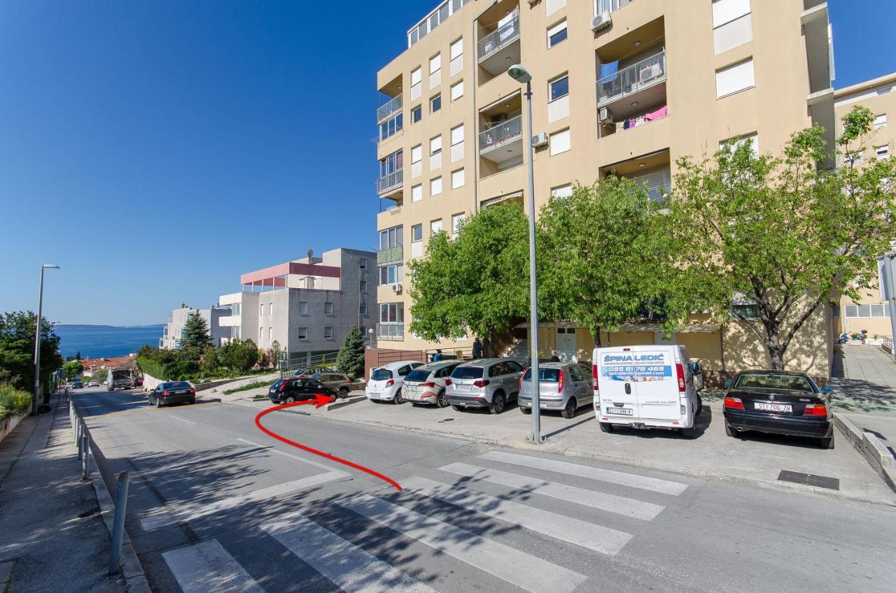 Spacious Apartment Smile With Terrace And Secure Garage Split Exterior photo